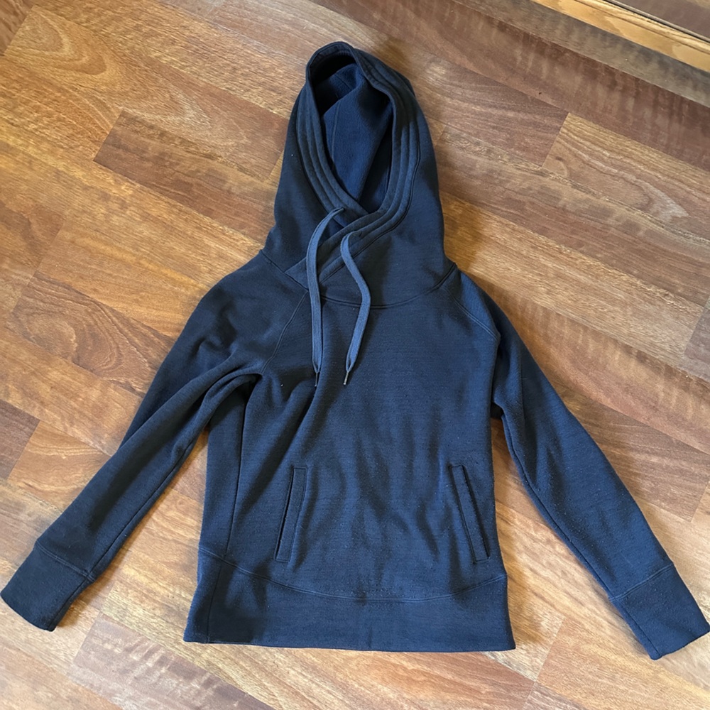 Marmot fleece lined hoodie, size small